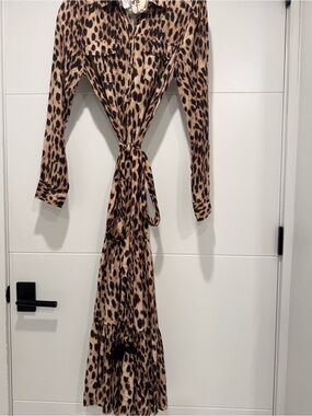 Leopard-Print Long Sleeve Maxi Dress with Tie Waist - Brown